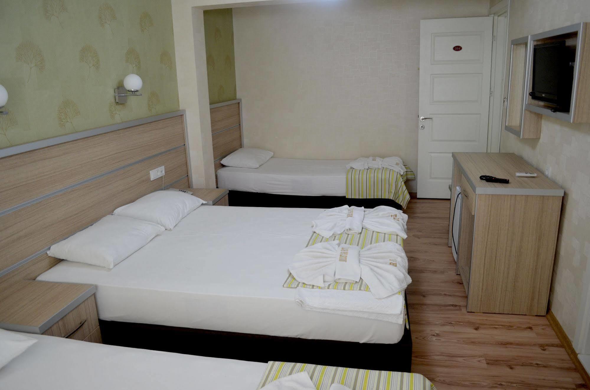 Mostar Hotel Ayvalı エクステリア 写真