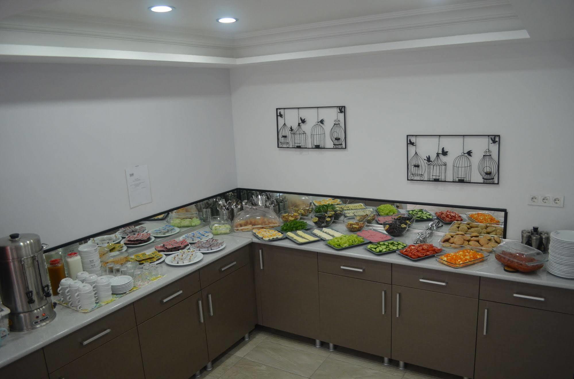 Mostar Hotel Ayvalı エクステリア 写真