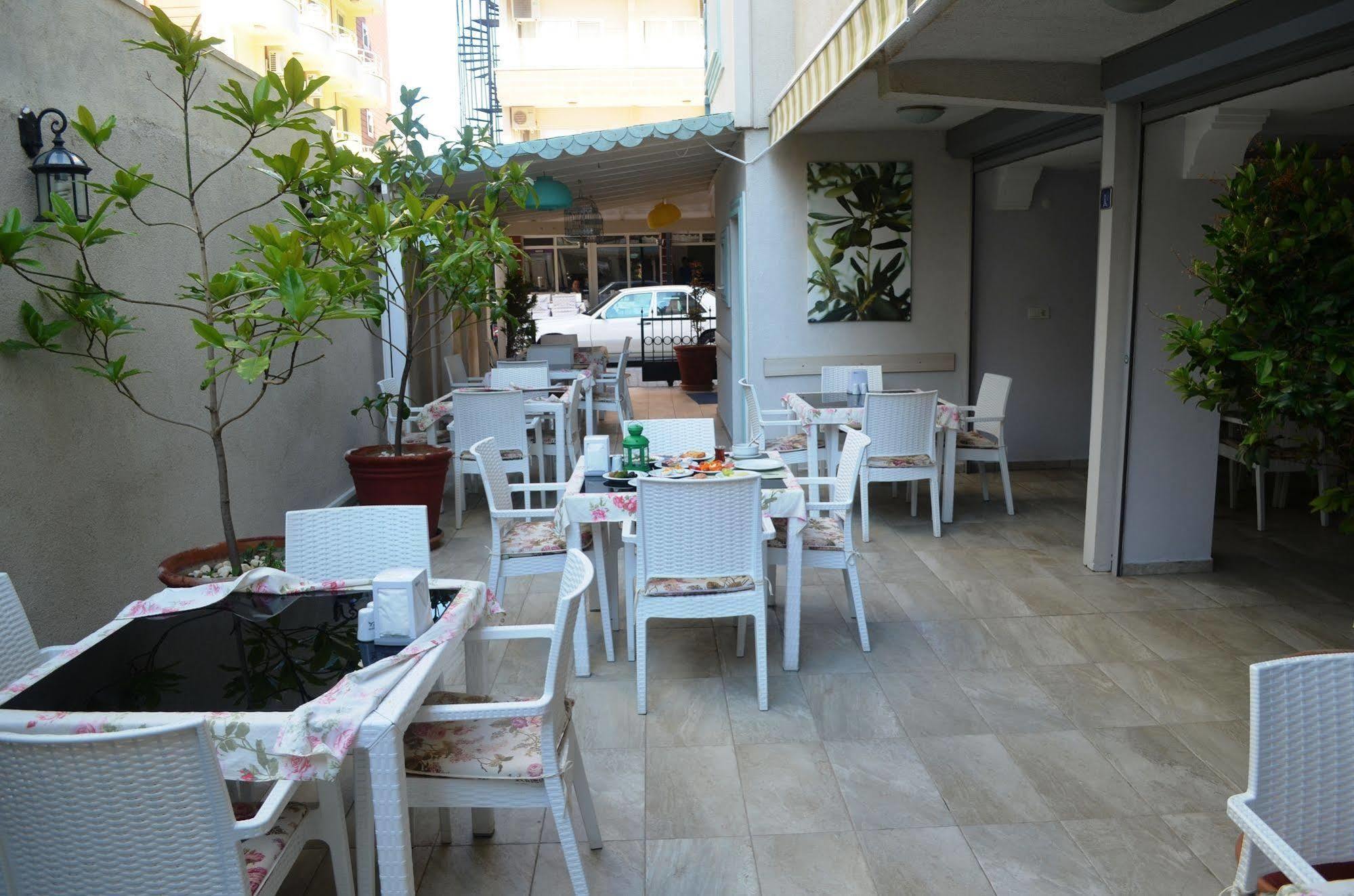 Mostar Hotel Ayvalı エクステリア 写真